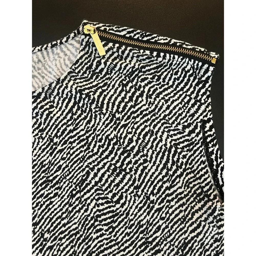 Michael Kors Zebra Print Sleeveless Top Gold Zip Shoulder Studded Logo L (1189)